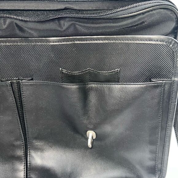 COACH PRESCOTT 90s Vintage BLACK LEATHER LAPTOP BRIEFCASE MESSENGER BAG   WITH C - Picture 15 of 16